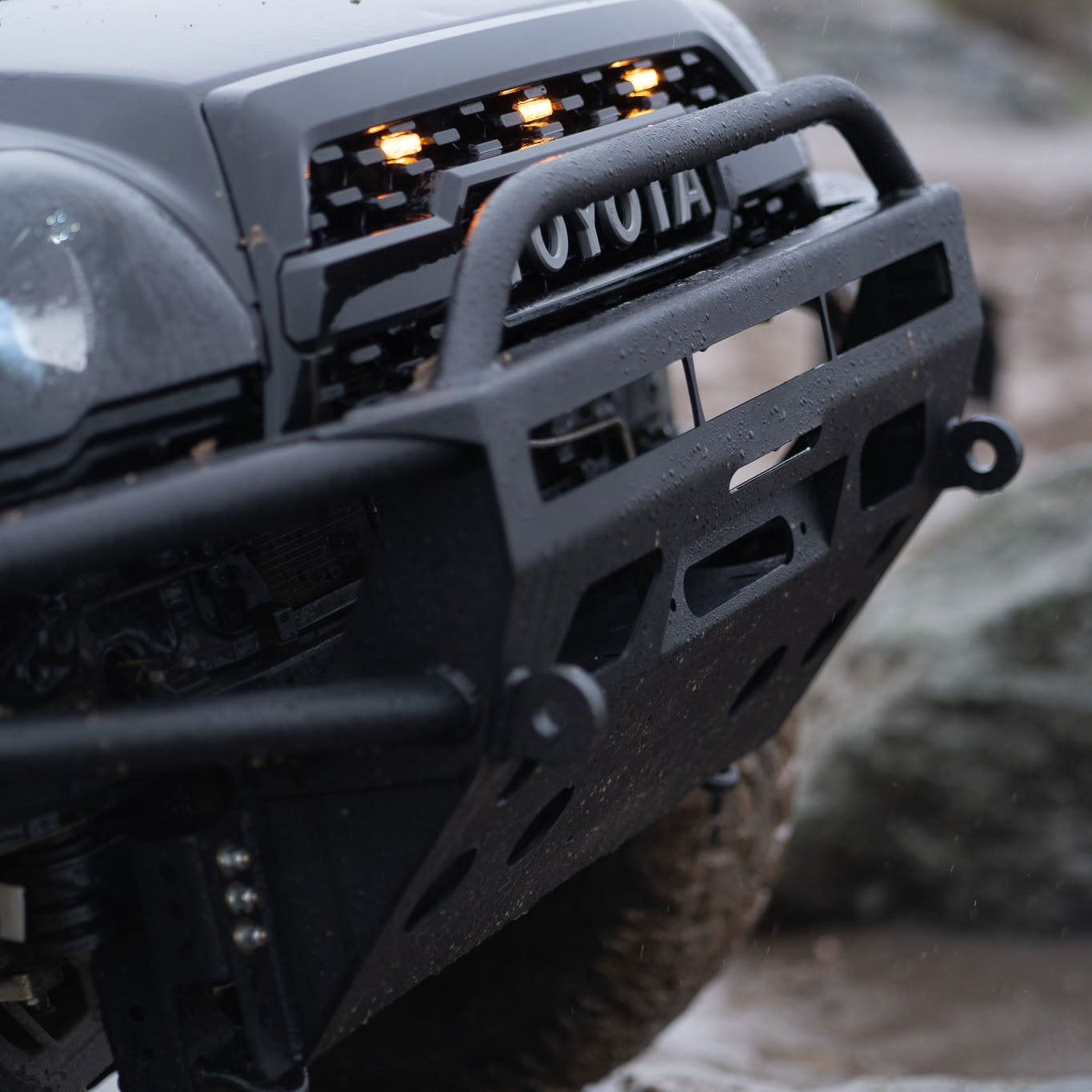 4Runner (2003-2009) Hybrid Front Bumper